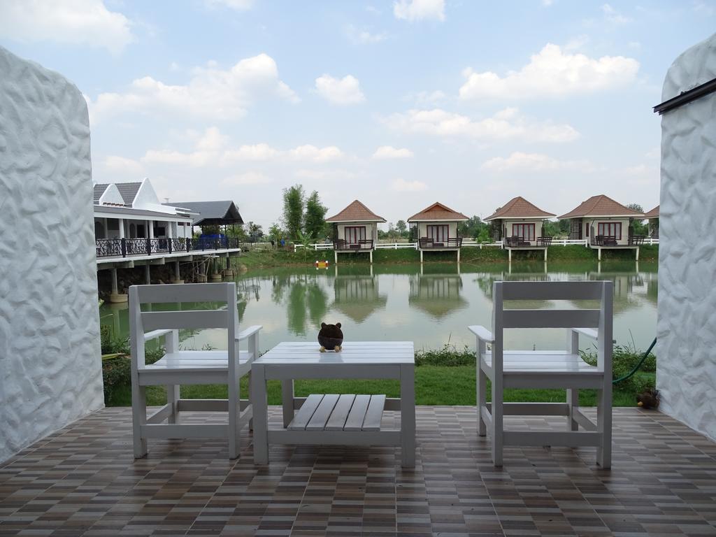 Lemon Resort Buriram Exterior foto
